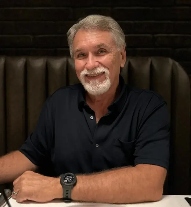 img-Dr.-Mike-Hayden-Headshot