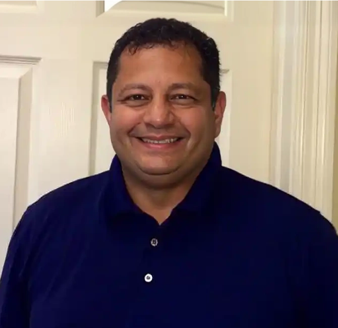 dr Ronal John Caldwell Jr. at signature smiles dentistry and orthodontics.